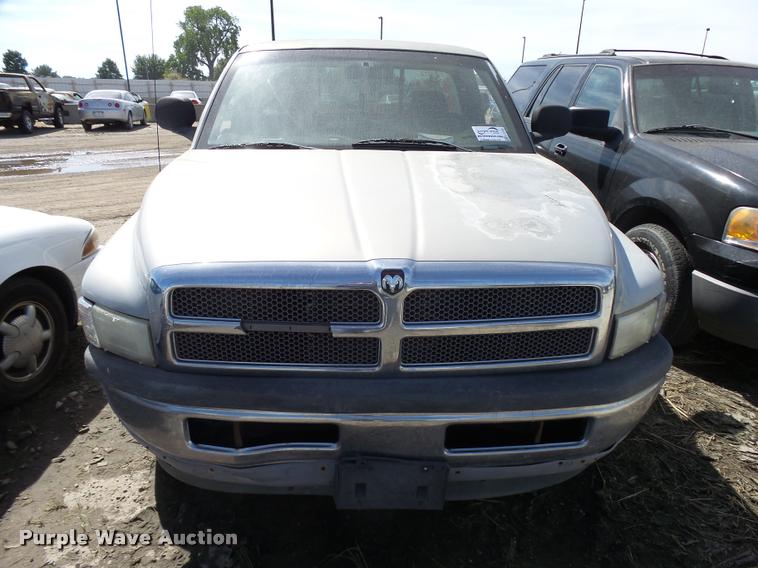 image for item L2745 1999 Dodge Ram 1500 pickup truck