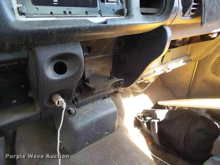 image for item L2745 1999 Dodge Ram 1500 pickup truck