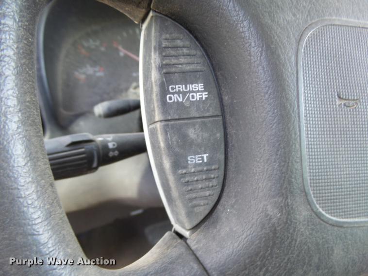 image for item L2745 1999 Dodge Ram 1500 pickup truck