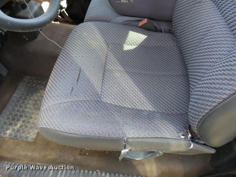 image for item L2745 1999 Dodge Ram 1500 pickup truck