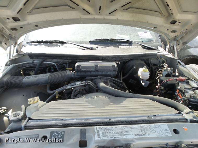 image for item L2745 1999 Dodge Ram 1500 pickup truck