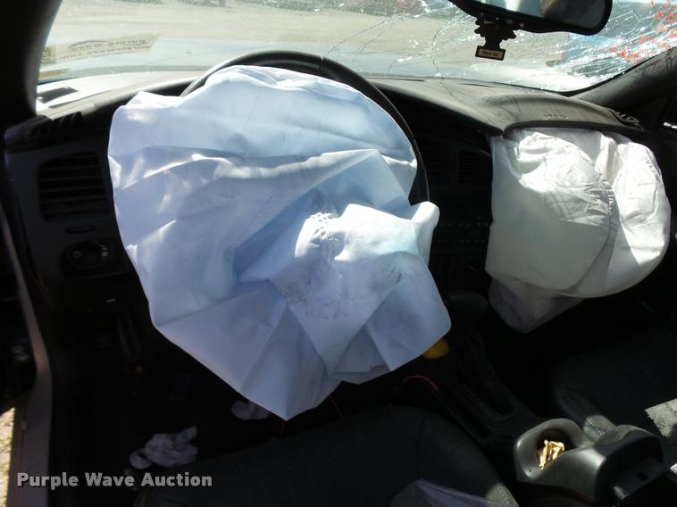 image for item L2746 2002 Chevrolet Monte Carlo