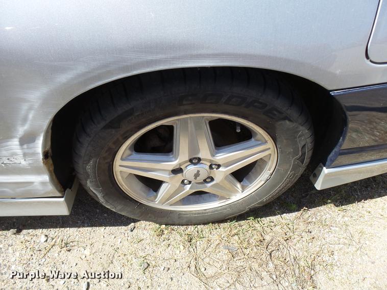 image for item L2746 2002 Chevrolet Monte Carlo