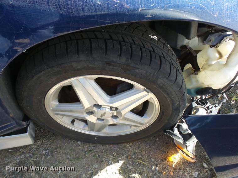 image for item L2746 2002 Chevrolet Monte Carlo