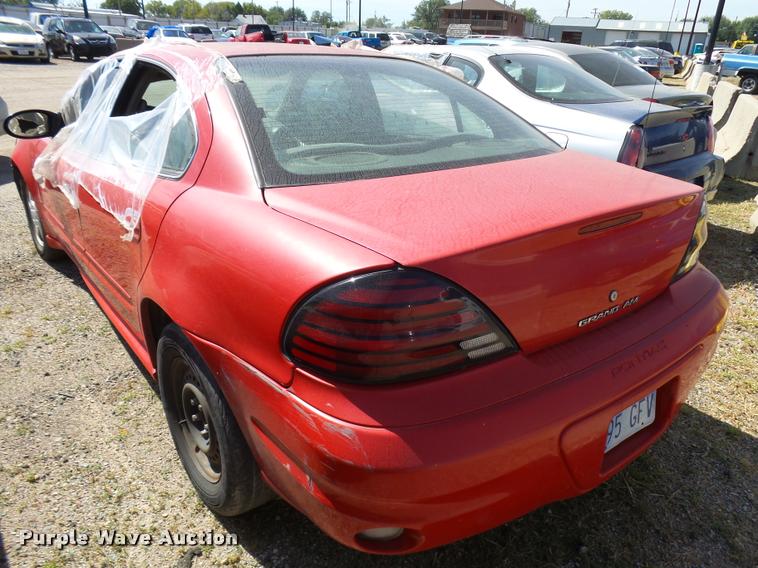 image for item L2747 2004 Pontiac Grand AM