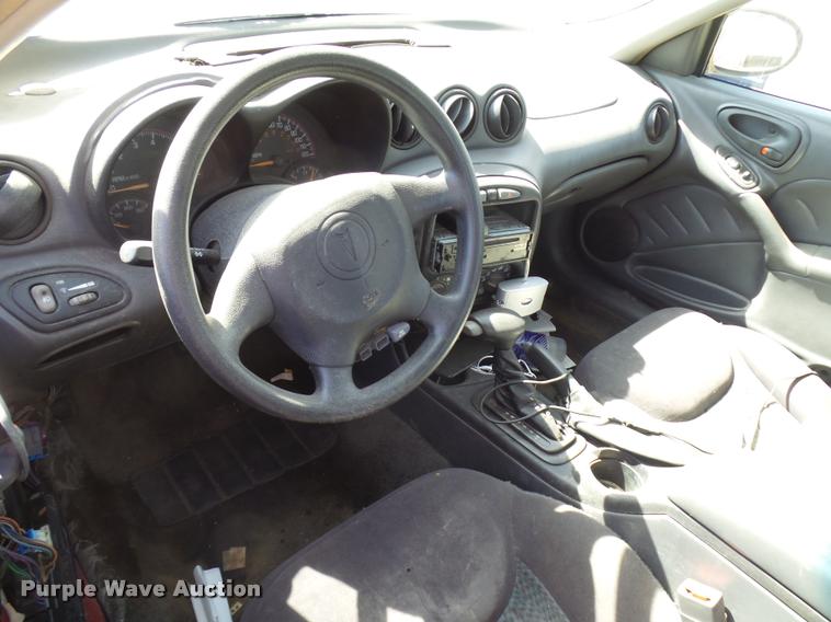 image for item L2747 2004 Pontiac Grand AM
