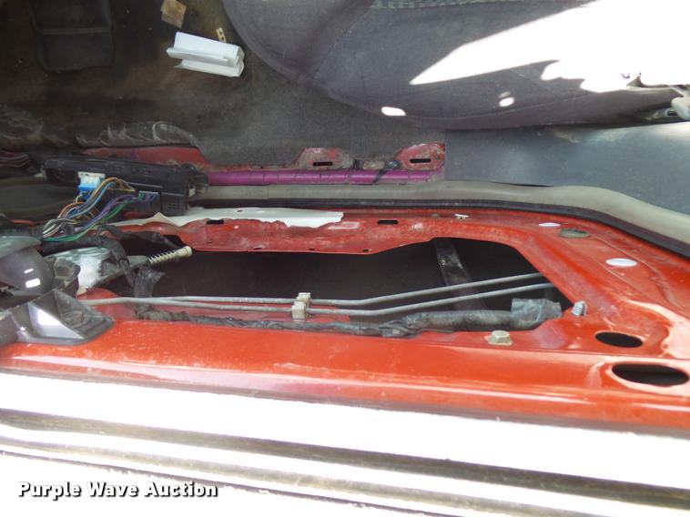 image for item L2747 2004 Pontiac Grand AM