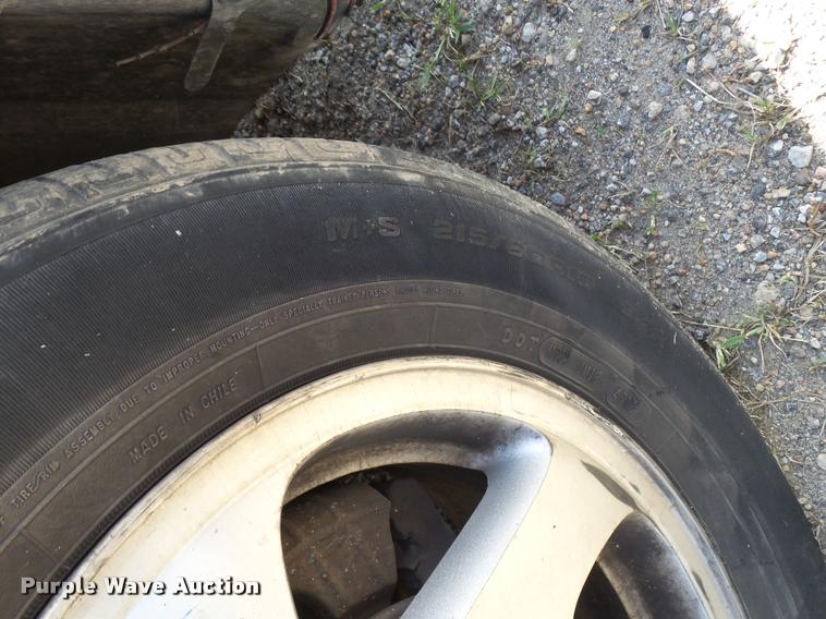 image for item L2747 2004 Pontiac Grand AM