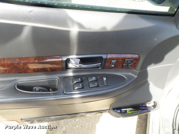 image for item L3250 2002 Lincoln LS