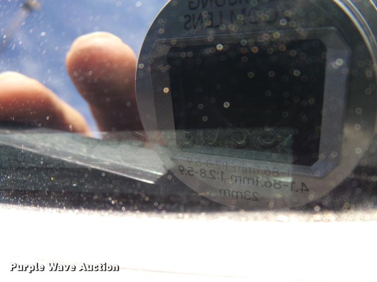 image for item L3251 2005 Toyota Tundra pickup truck