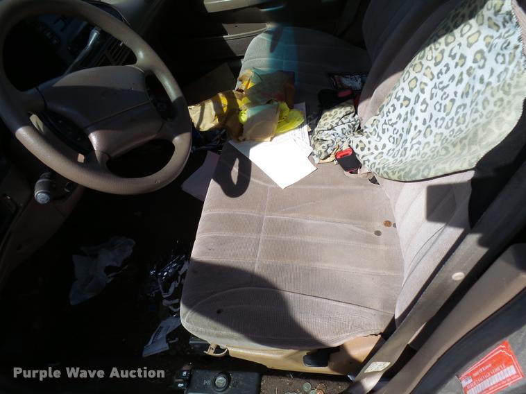 image for item L3252 1995 Ford Taurus GL