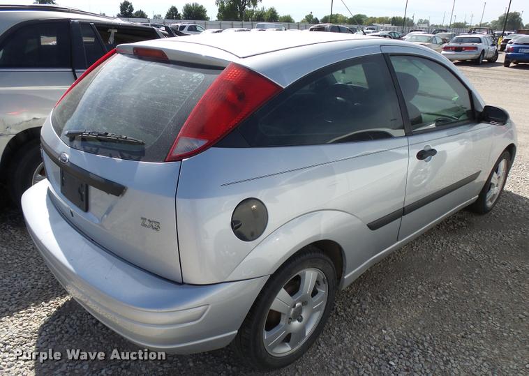 image for item L3253 2003 Ford Focus