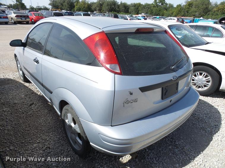 image for item L3253 2003 Ford Focus
