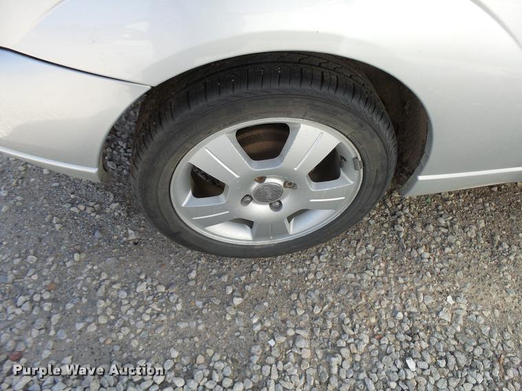 image for item L3253 2003 Ford Focus