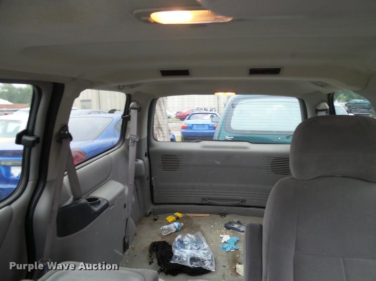 image for item L3260 2003 Oldsmobile Silhouette van