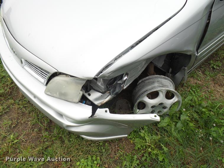 image for item L3260 2003 Oldsmobile Silhouette van