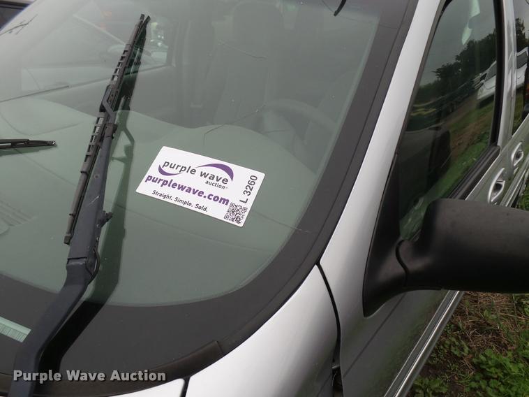 image for item L3260 2003 Oldsmobile Silhouette van