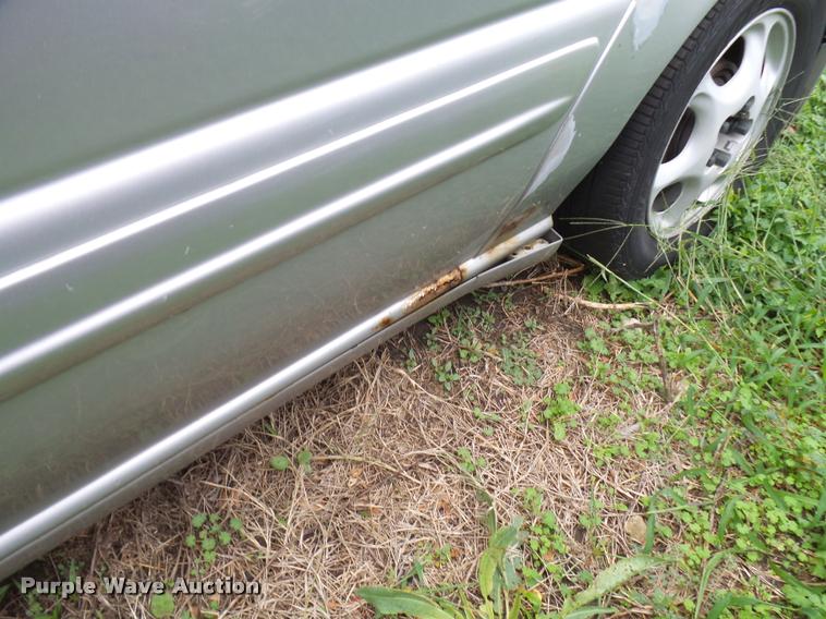 image for item L3260 2003 Oldsmobile Silhouette van