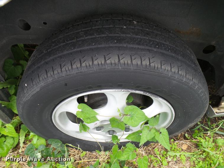 image for item L3260 2003 Oldsmobile Silhouette van