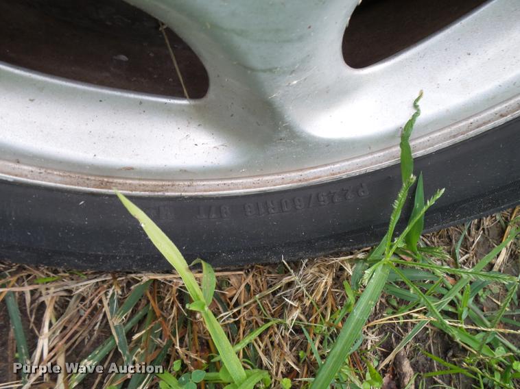 image for item L3260 2003 Oldsmobile Silhouette van