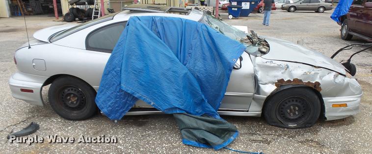 image for item L3263 2001 Pontiac Sunfire