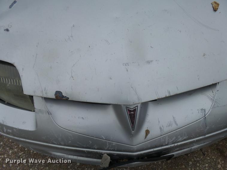 image for item L3263 2001 Pontiac Sunfire