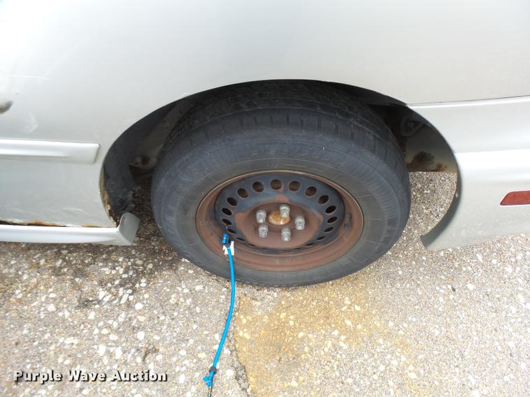 image for item L3263 2001 Pontiac Sunfire