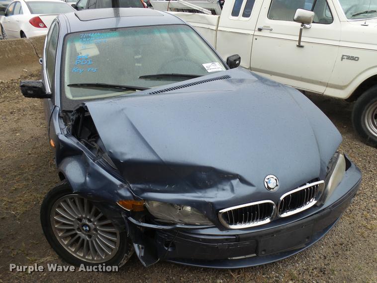 image for item L3265 2002 BMW 3-Series 330i