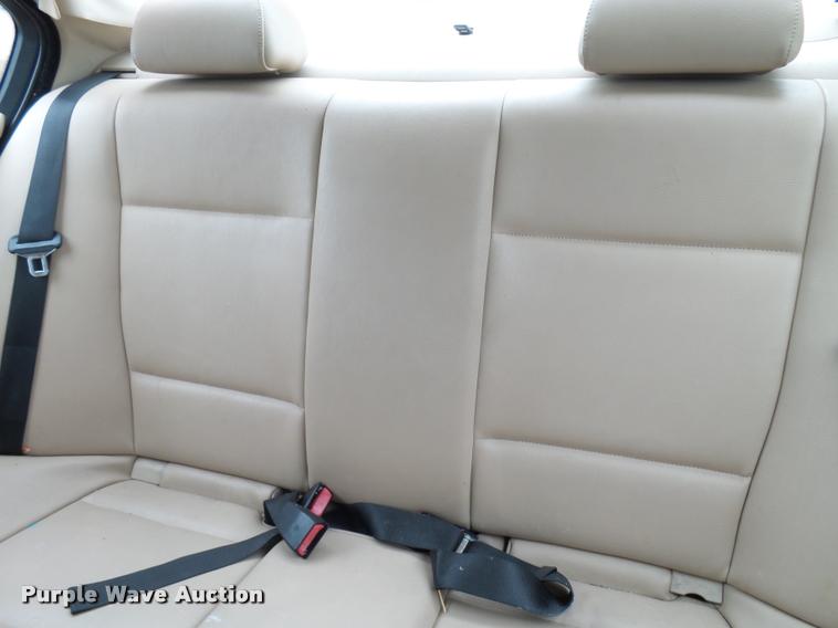 image for item L3265 2002 BMW 3-Series 330i