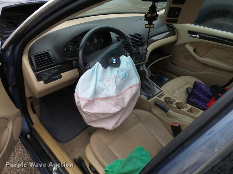 image for item L3265 2002 BMW 3-Series 330i