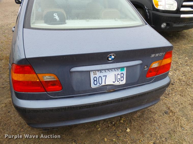 image for item L3265 2002 BMW 3-Series 330i