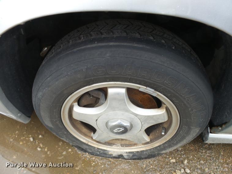 image for item L3266 2000 Chevrolet Impala