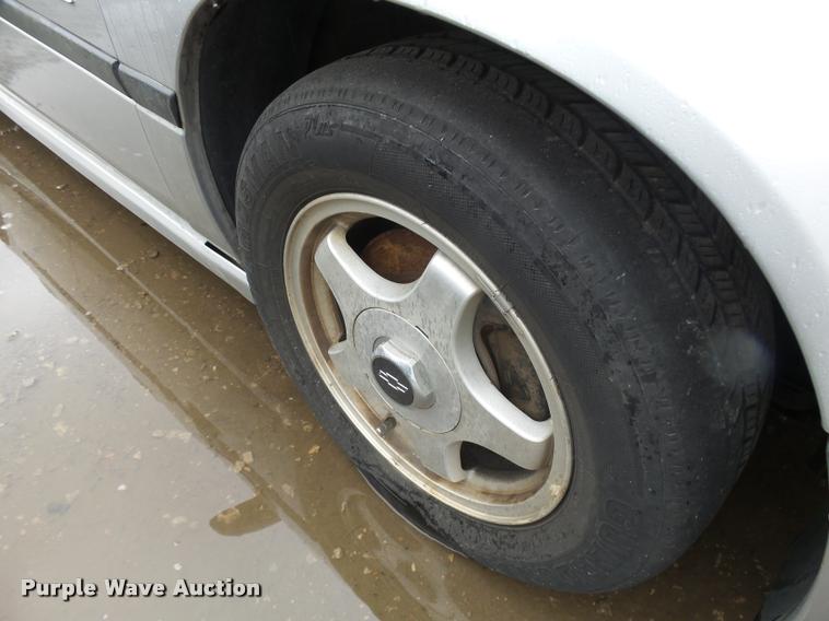 image for item L3266 2000 Chevrolet Impala