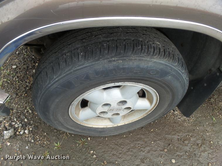 image for item L3267 1997 Chevrolet Blazer SUV