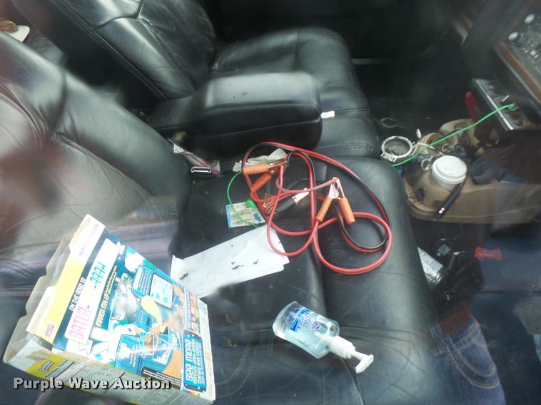 image for item L3268 1992 Cadillac DeVille