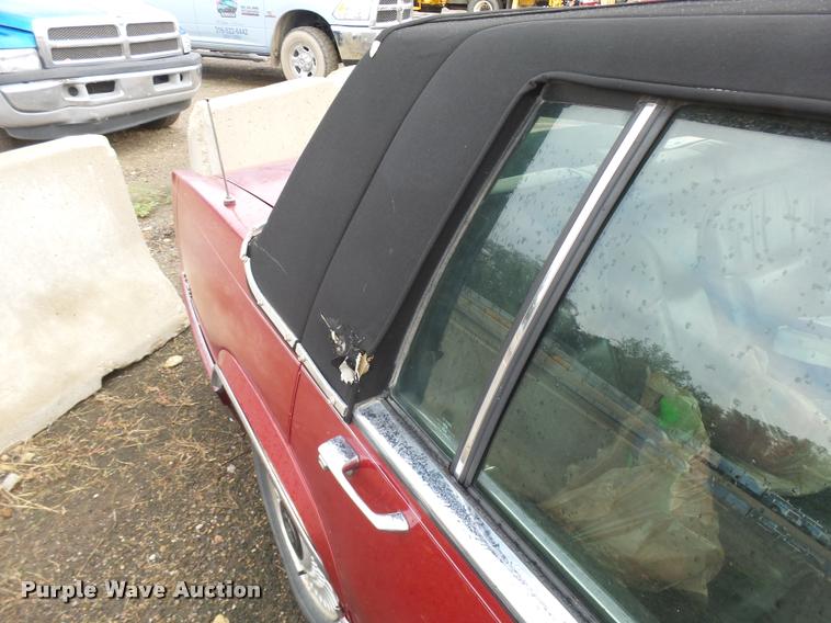 image for item L3268 1992 Cadillac DeVille