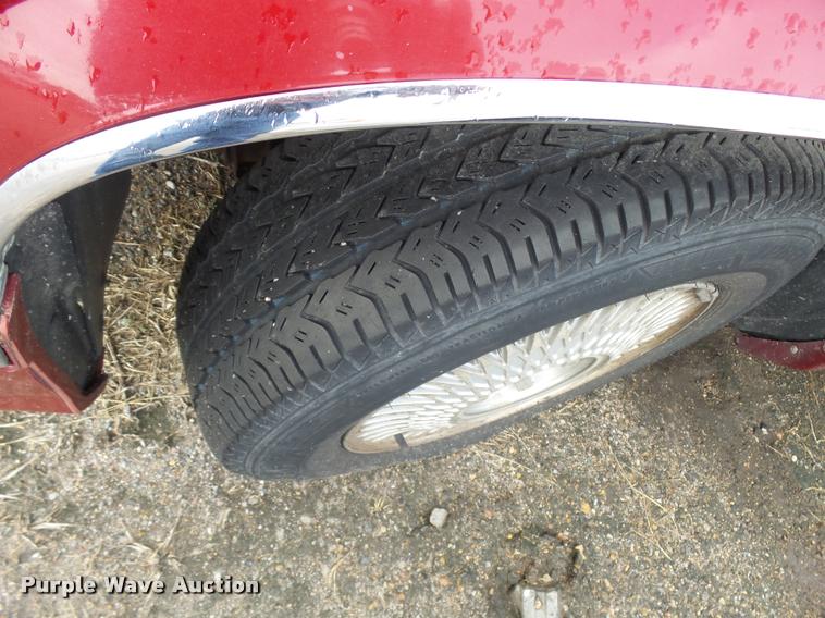 image for item L3268 1992 Cadillac DeVille