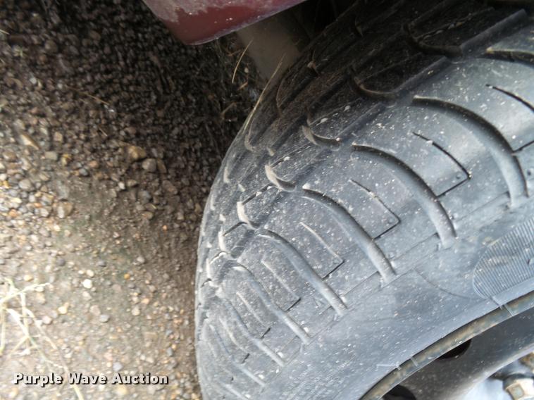 image for item L3269 1998 Volvo V70