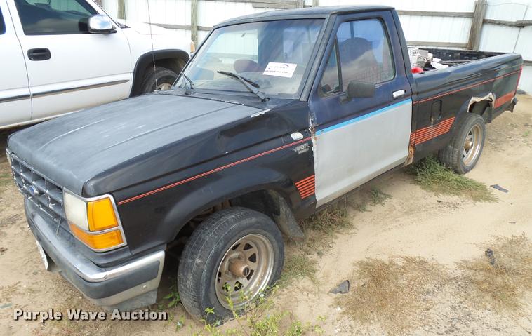 image for item L3270 1992 Ford Ranger pickup truck