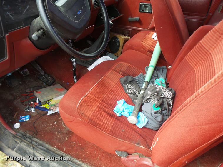 image for item L3270 1992 Ford Ranger pickup truck