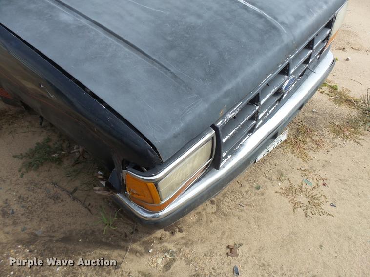 image for item L3270 1992 Ford Ranger pickup truck