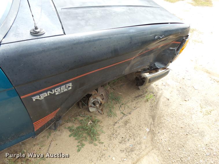 image for item L3270 1992 Ford Ranger pickup truck