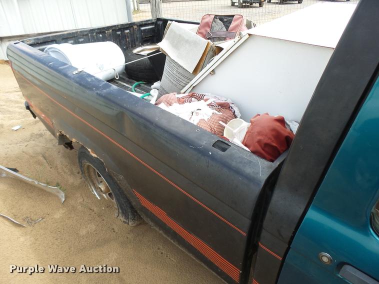 image for item L3270 1992 Ford Ranger pickup truck