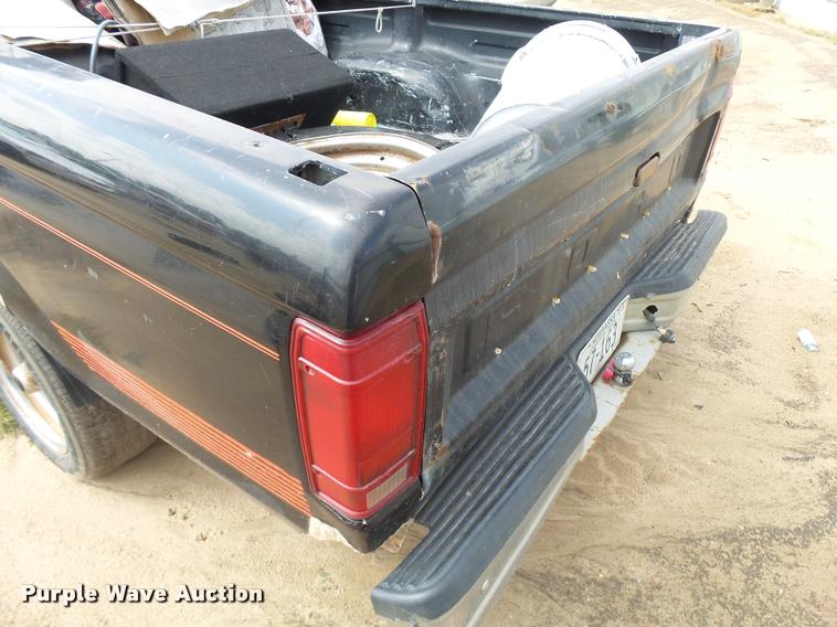 image for item L3270 1992 Ford Ranger pickup truck