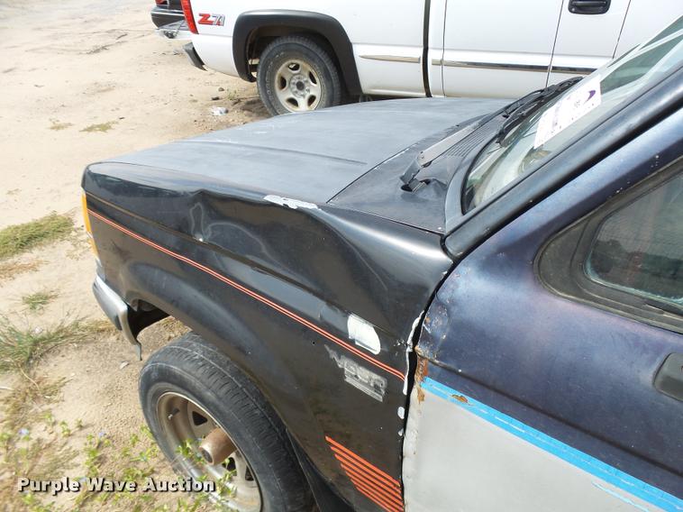 image for item L3270 1992 Ford Ranger pickup truck