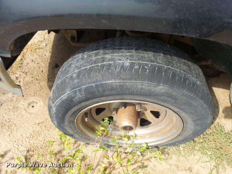 image for item L3270 1992 Ford Ranger pickup truck