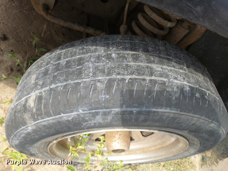 image for item L3270 1992 Ford Ranger pickup truck