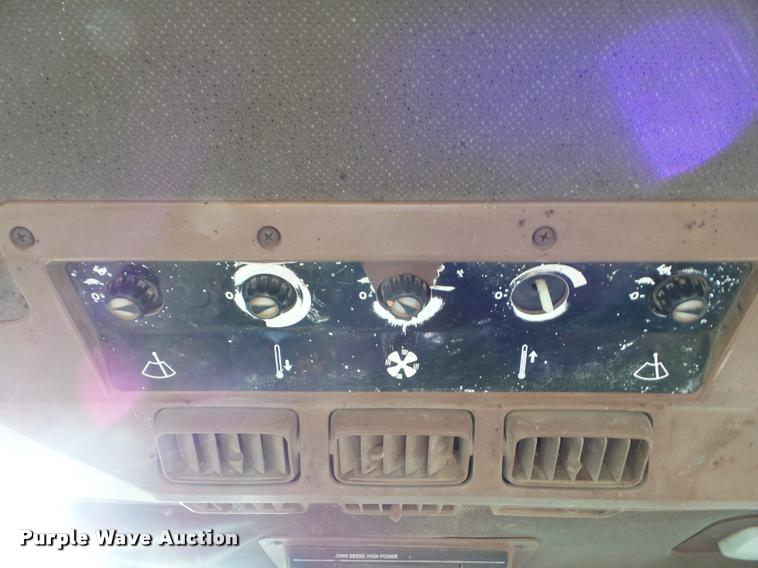 image for item DA4545 1987 John Deere 4650 MFWD tractor