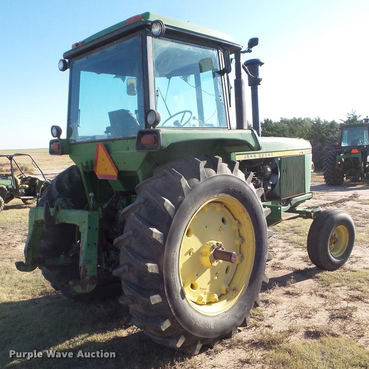 image for item DA4546 1974 John Deere 4430 tractor