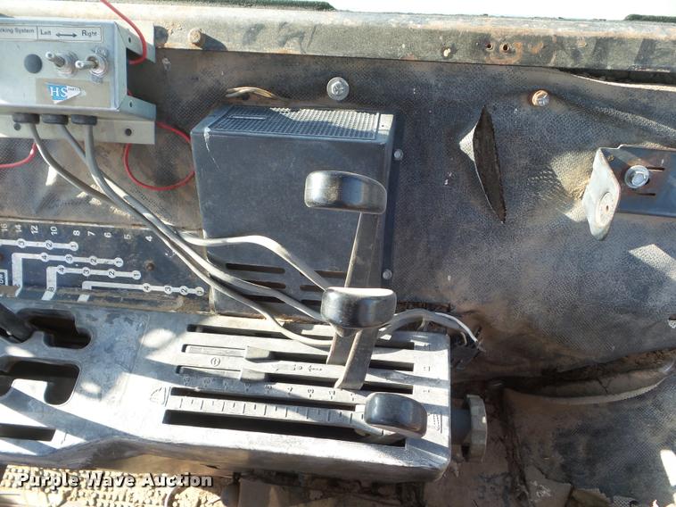 image for item DA4546 1974 John Deere 4430 tractor